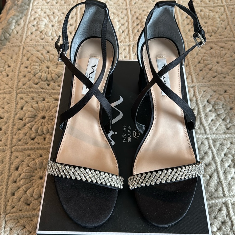 Nina Black Satin and Rhinestone Strappy Shoes size 10